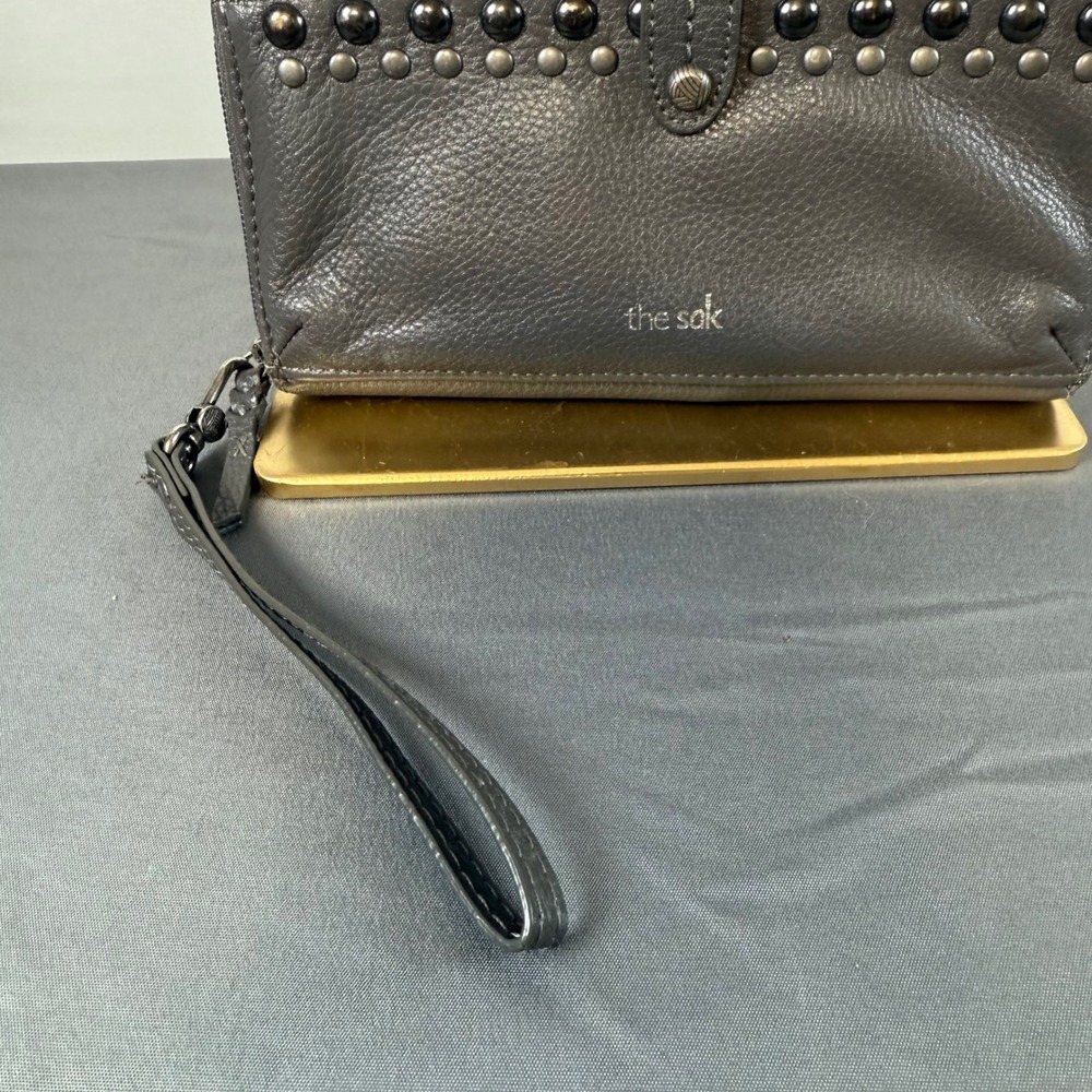 The Sak Iris Gray Leather Studded Smartphone Wristlet Wallet Crossbody - Picture 3 of 9